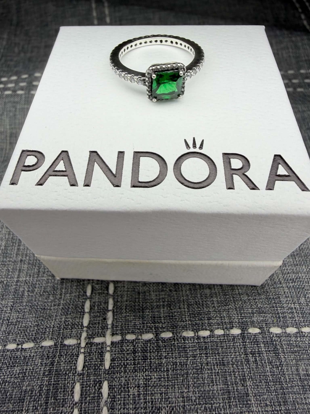 Pandora Silver Ring with Vivid Green Square Stone